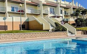 Peniche Master Bedroom With Sea View Balcony, Private Bathroom, Shared Kitchen, Swimming Pool, Surfing Resort